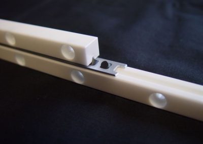 Anwendungen 17 Linearfuehrung-Keramik-Linearführung (ZrO2) TKL-R4400